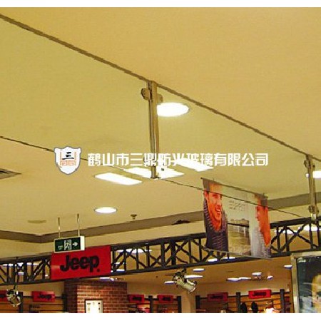 Flameproof glass smoke barrier 2